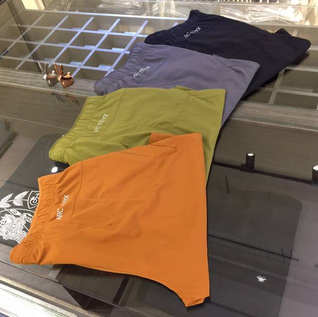 Home 2025 summer new style, the latest casual shorts. The original pants are cas