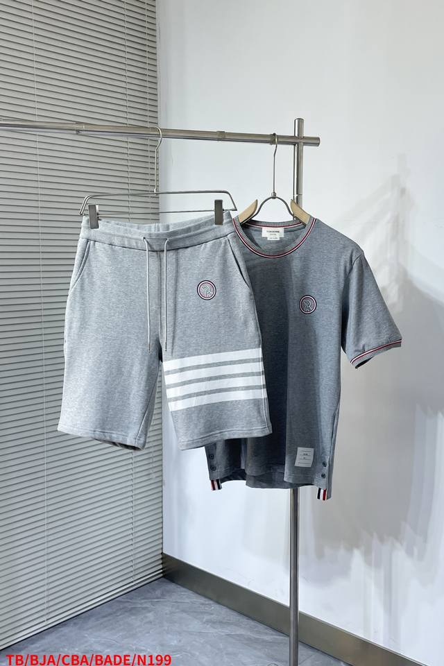 Tops and pants N199 Tb new style circle puppy four-bar pure cotton shorts A supe