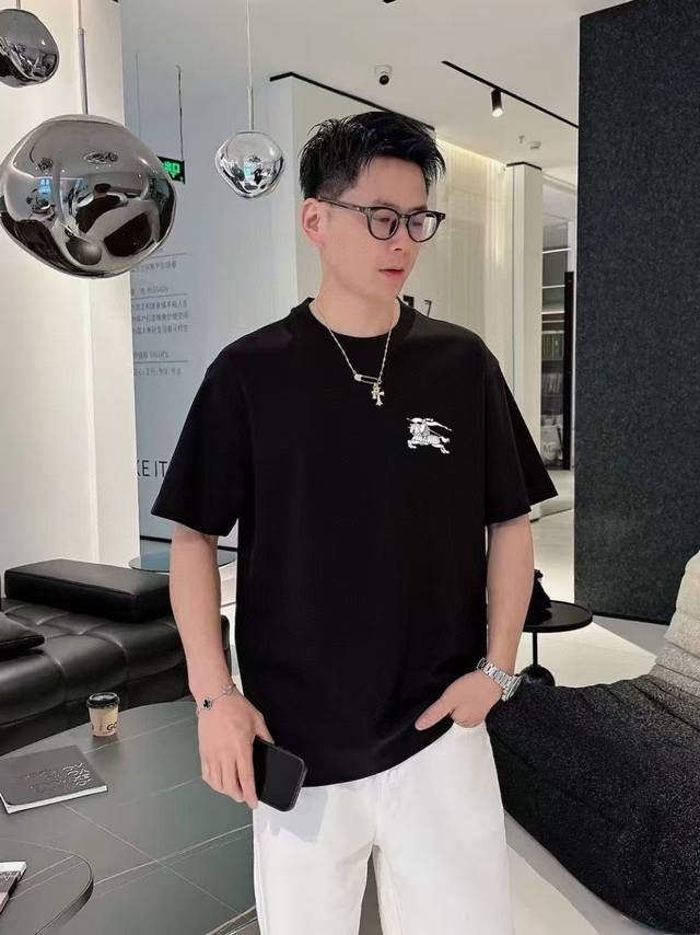 Burberry short-sleeved series Season: 2025 Spring and Summer Color: Black, White