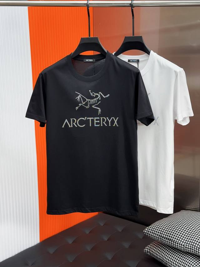 Arc'teryx hot-drilled short-sleeved T-shirt, this one uses Austrian rhinestones,