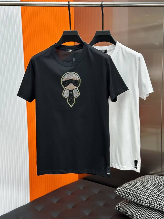 Fendi Galeries Lafayette hot-drilled short-sleeved T-shirt, this one uses Austri