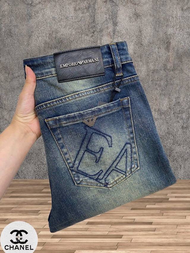 Armani's latest spring and summer jeans are stress-free to enter and exit the st