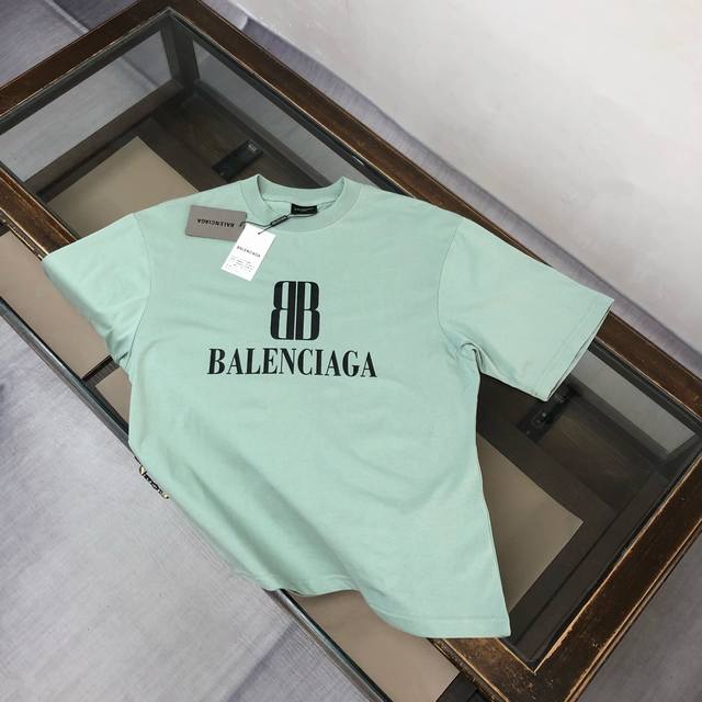 Blcg Balenciaga's new 25Ss couple round-neck short-sleeved T-shirts~Sold simulta