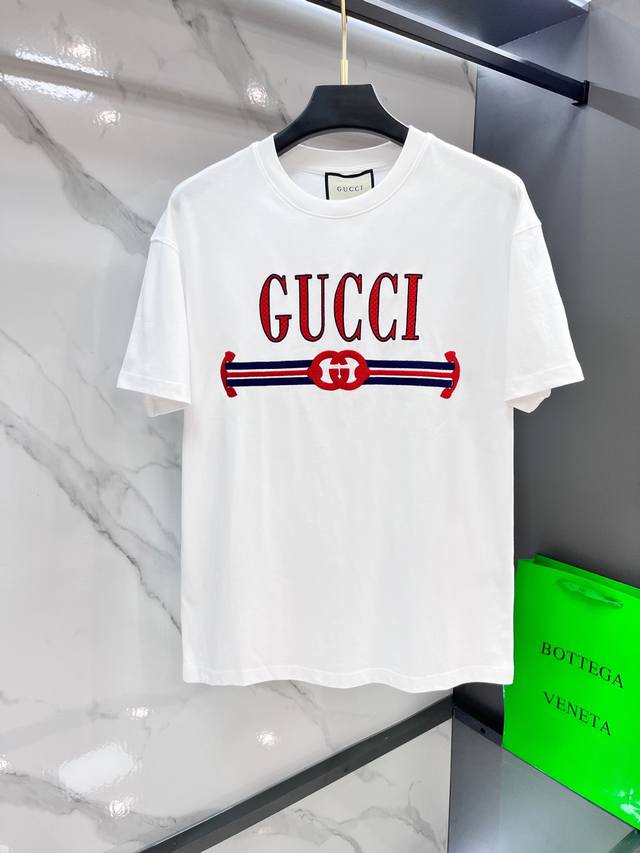 Gucci 2025 spring and summer men's new round neck short-sleeved T-shirt. Trading