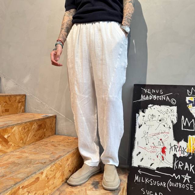 Bc's new casual old money style trousers are made of high-quality materials, whi