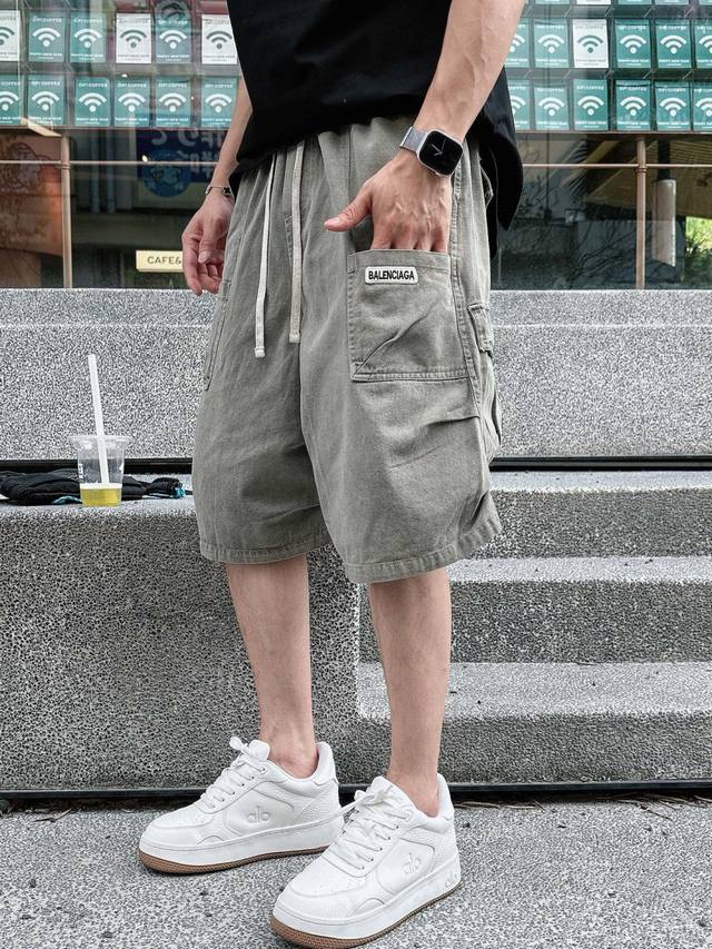 Paris uses imported high-quality cotton washed fabrics, and the overall design i