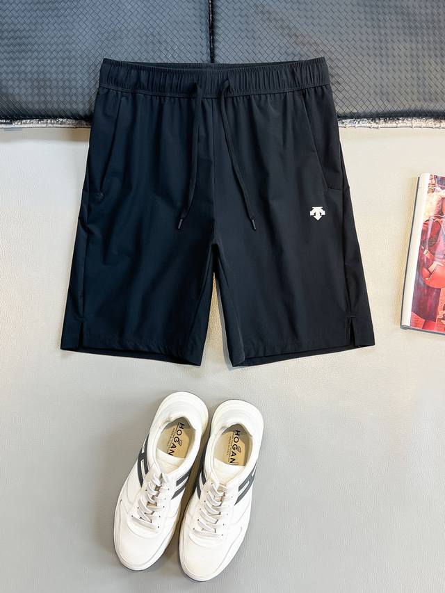 Des Logo has reflective effect Descente micro logo quick-drying shorts *Imported