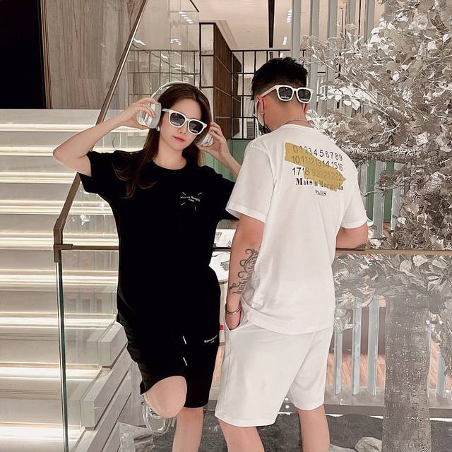Margiela high-end customized short-sleeved shorts suit saves time and eliminates