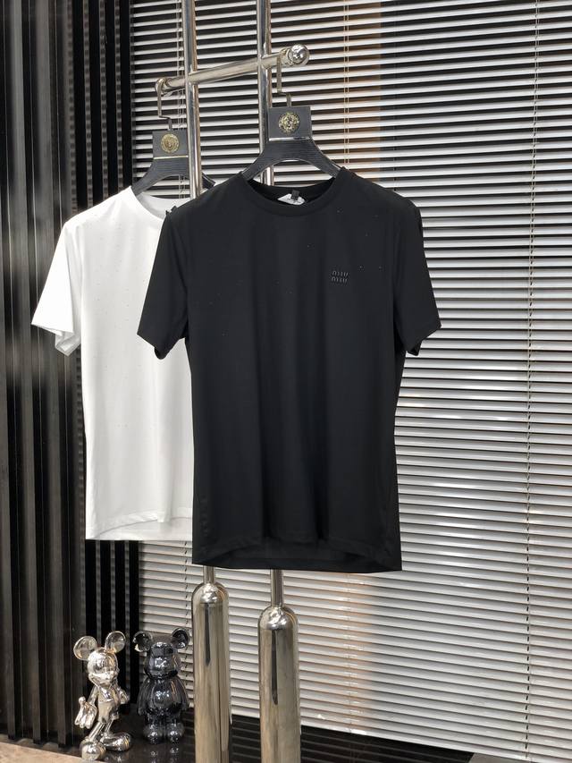 Miumiu. 2025 Spring and Summer New Fashion Round Neck Short Sleeve High-end Cust