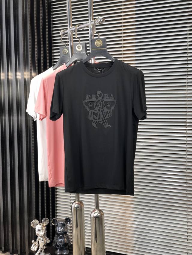 Prada. 2025 Spring and Summer New Fashion Round Neck Short Sleeve High-end Custo