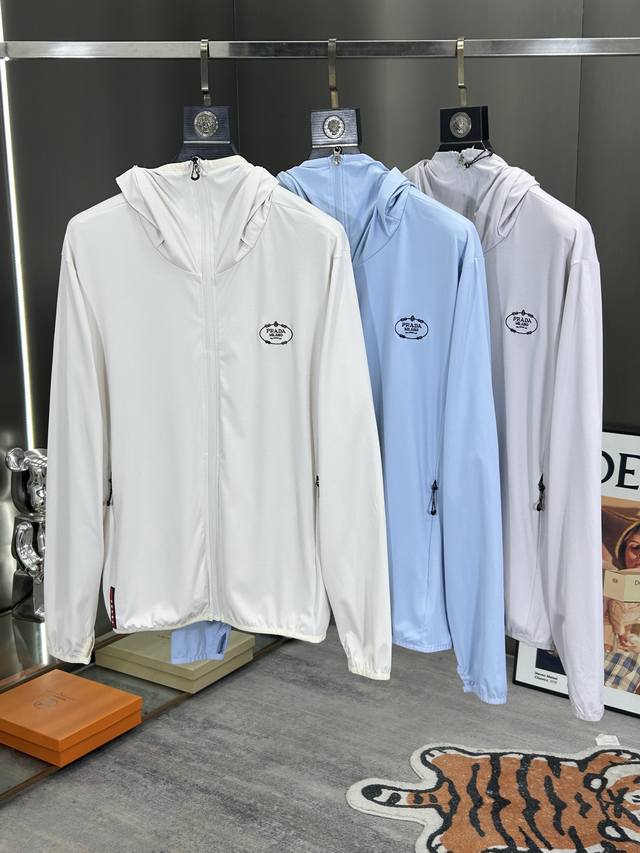 Prada classic counter casual fashion thin sun protection jacket with hood sun pr