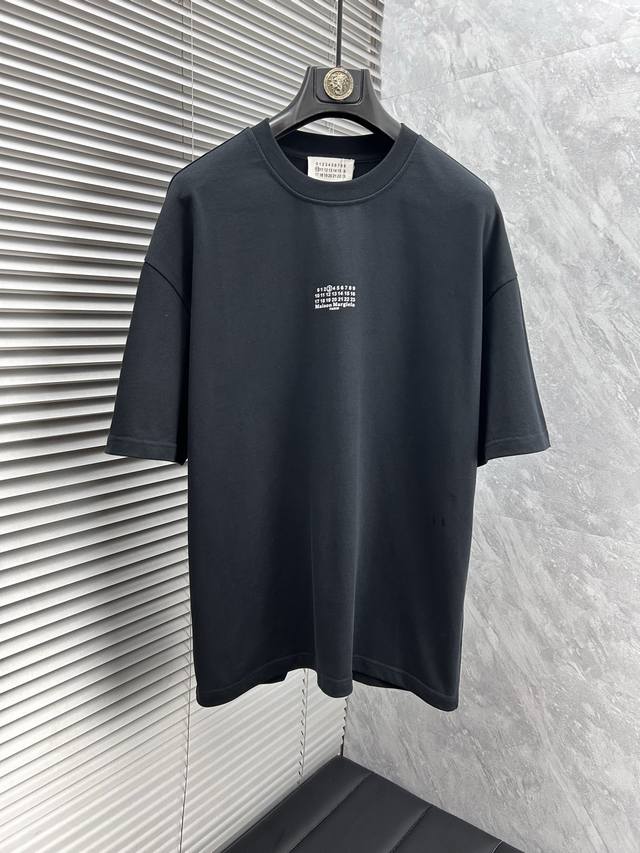 Mg''2025 Spring and Summer New Release Latest Short-sleeved Round Neck T-shirt H