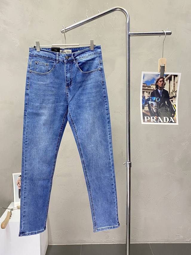 Burberry exclusive new casual jeans high-end version counter custom fabric breat