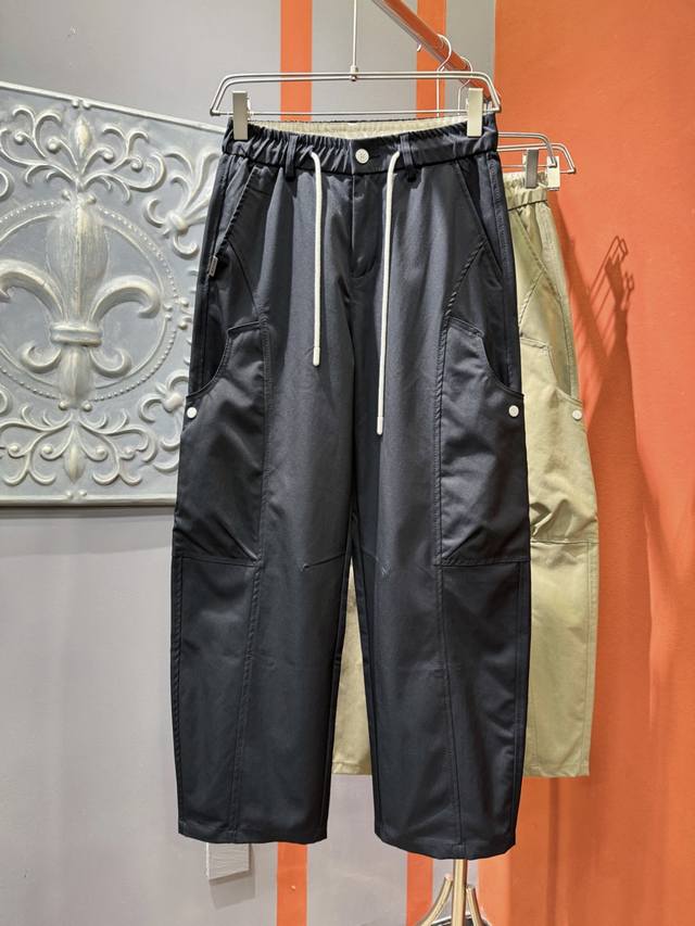 Balenciaga 2025 new hot-selling casual pants, selected high-quality fabrics to e