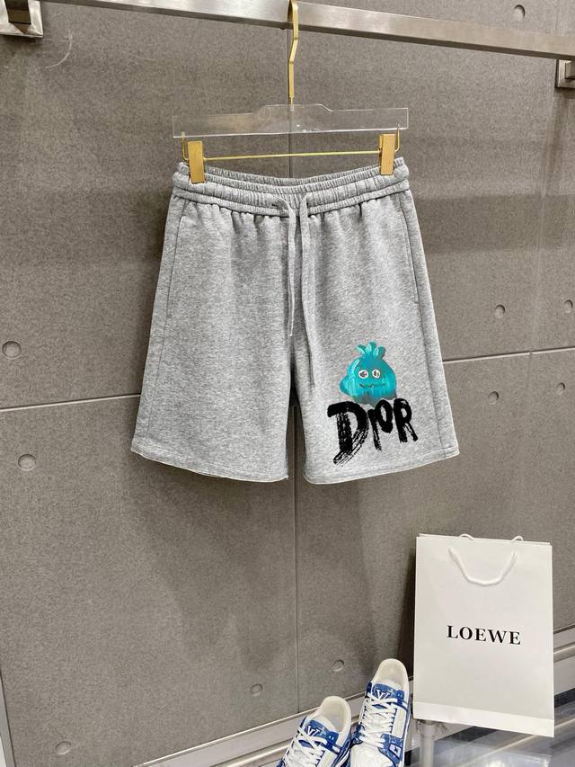 Dior 25 Spring and Summer new shorts This minimalist style expresses a modern at