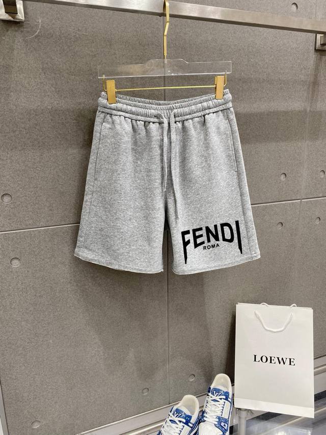 Fendi 25 Spring and Summer new shorts This minimalist style expresses a modern a