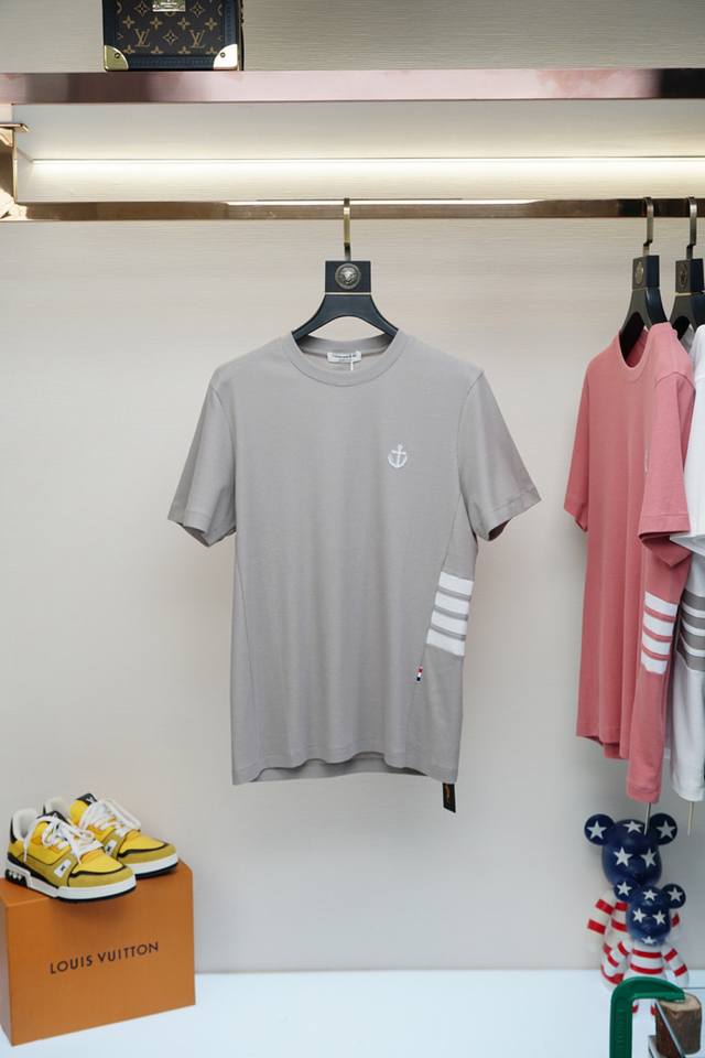 Tb- 25Ss New summer short-sleeve counter synchronization, each piece has a uniqu