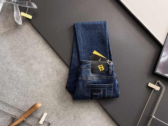 Fend*, 25Ss autumn and winter heavy washed casual jeans, imported original washe