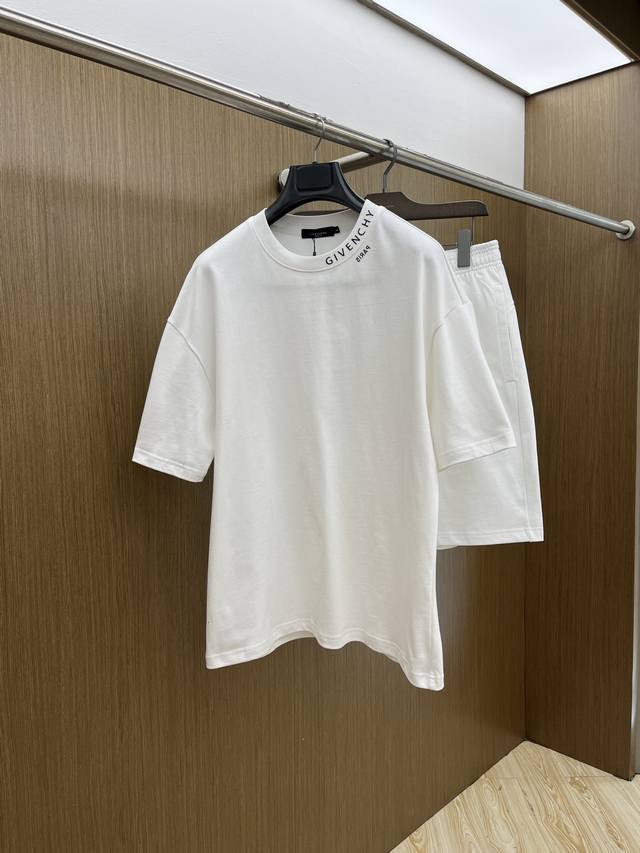 New Gvc 2630 Spring and Summer latest casual shorts and short-sleeved suits, men