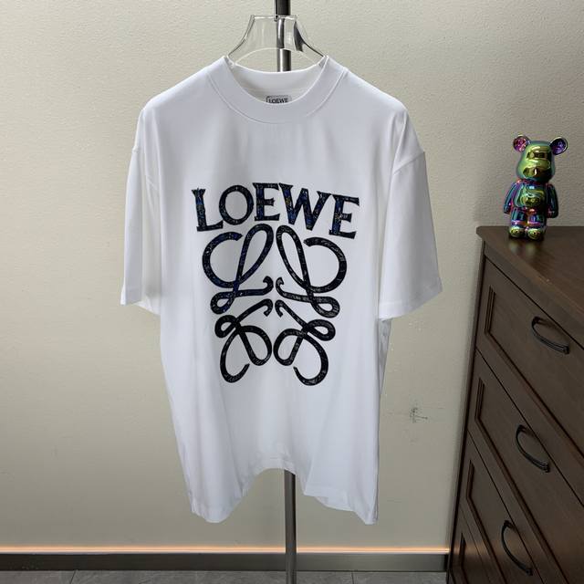Loewe Low 2025 Spring and Summer New Fashion Denim + Colored Cloth Embroidery Ro