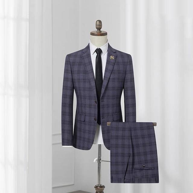 First choice for business! Formal suits are a must for business negotiations and