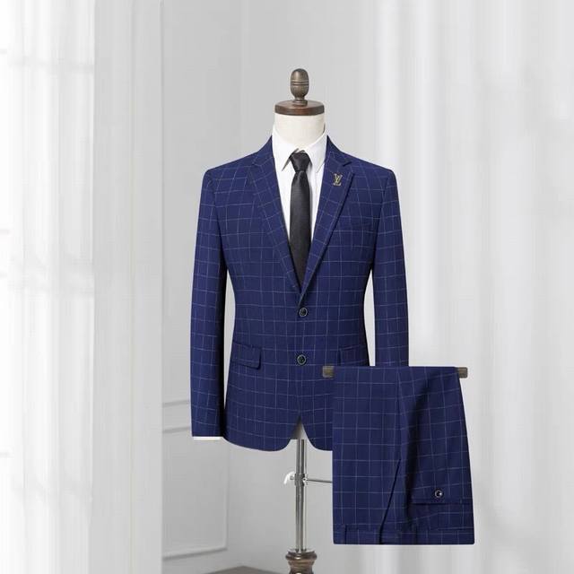First choice for business! Formal suits are a must for business negotiations and