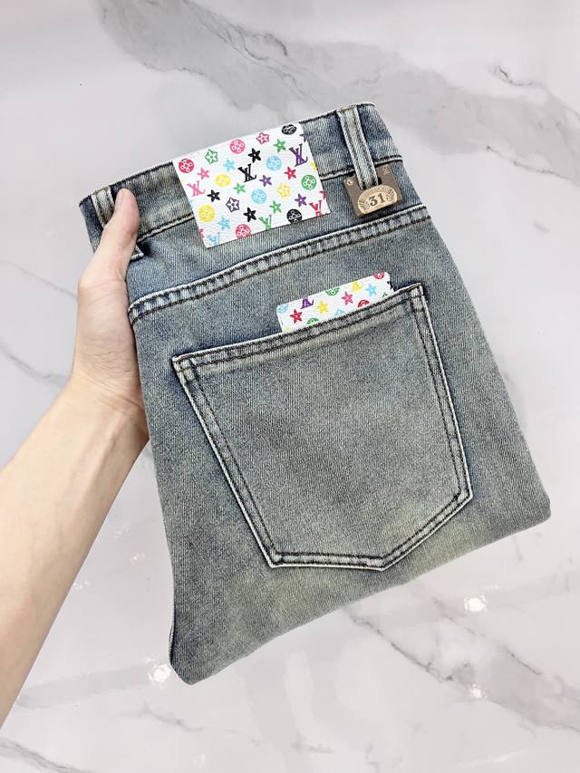 Lv 2025Ss early spring new thin heavy-duty casual jeans, imported high-quality w