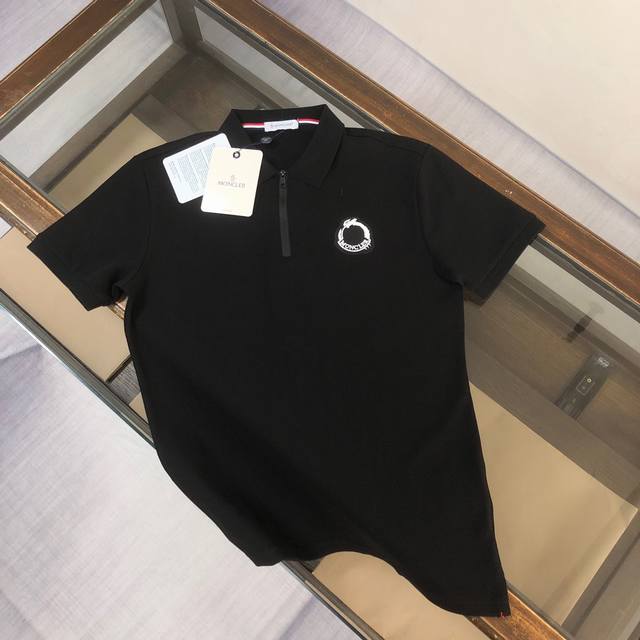 Mon*Cler's latest men's short-sleeved Polo shirt for spring and summer 2025, the