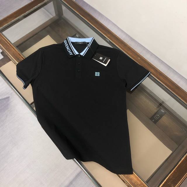 Agivenchy Givenchy's latest men's short-sleeved Polo shirt in 2025, the brand's
