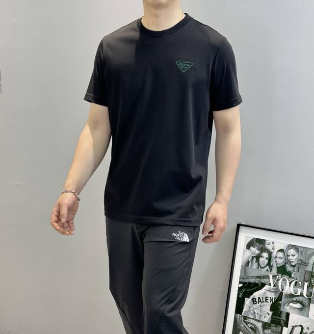 Prad*A Pra-Da 25S new T-shirt. Basic clean version will make you unforgettable!