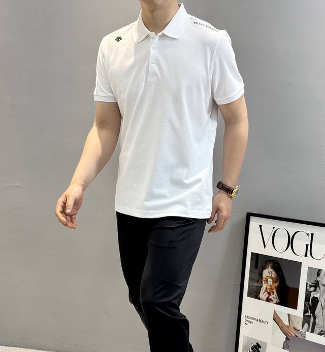 Descent* 25S Summer Men's Polo Classic Style. A masterpiece of appearance, with