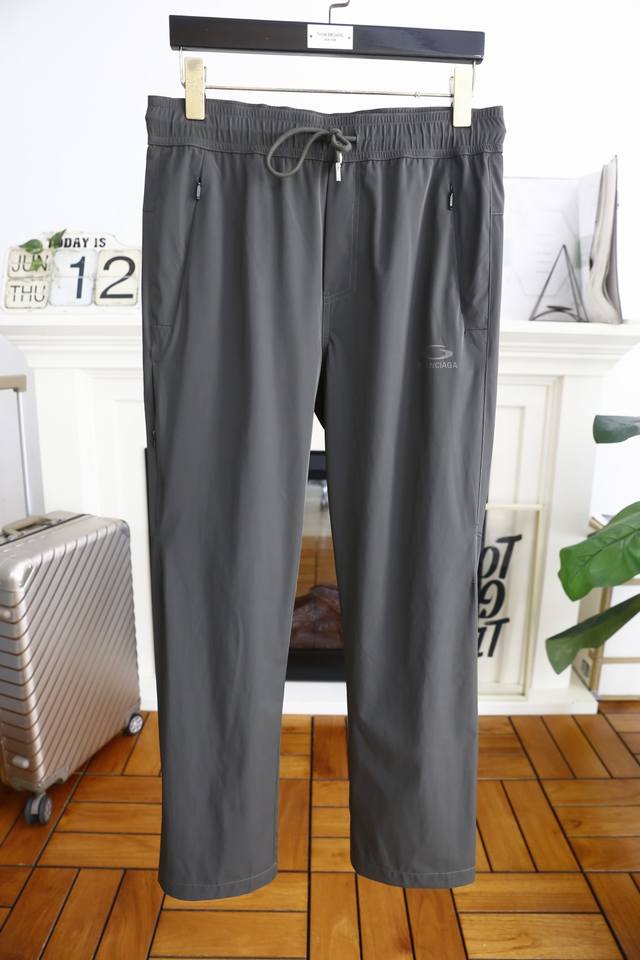 Balenciaga. 25 Summer new fashion men's thin casual pants! Classic side pocket d