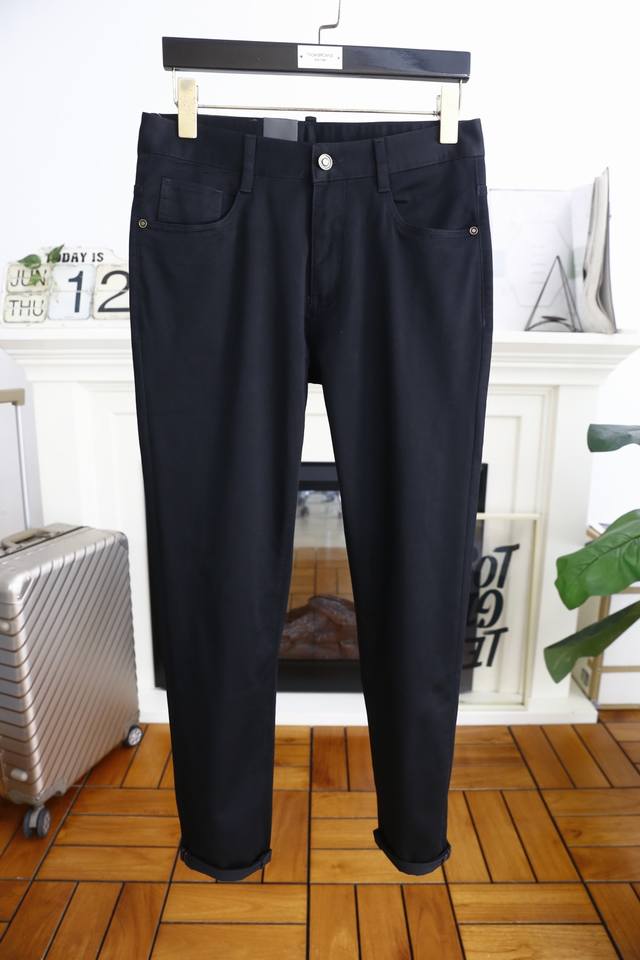 Burberry Burb*Rry. 2025 summer new product! Fashionable men's dark versatile cas