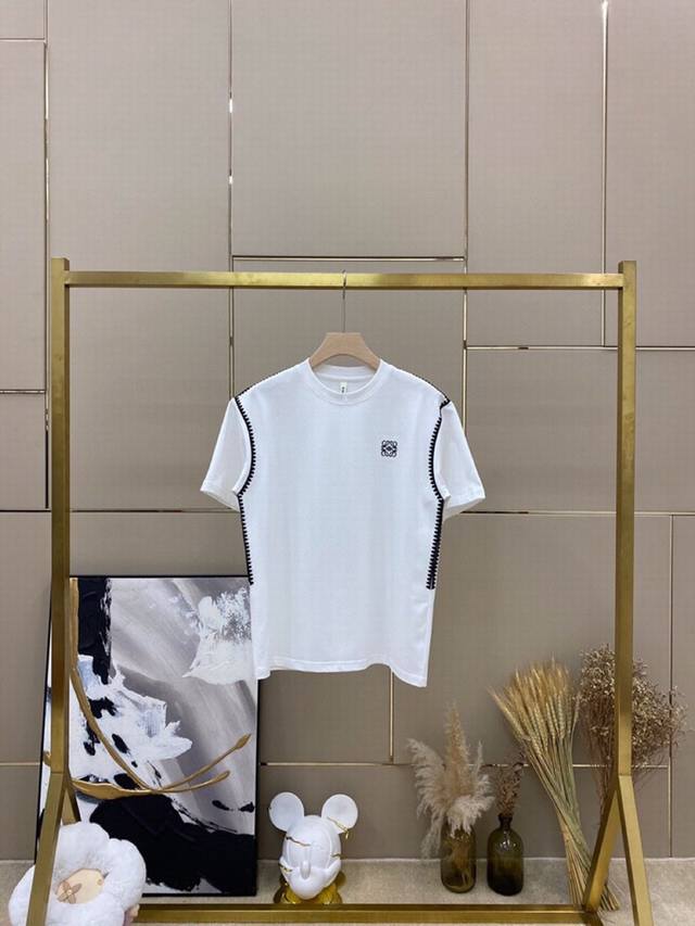 Loewe's popular spring and summer online style, short-sleeved round neck T-shirt