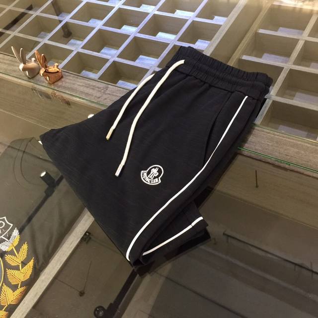 Mo's latest summer shorts for 2025. Produced by OEM factory P. Casual pants with