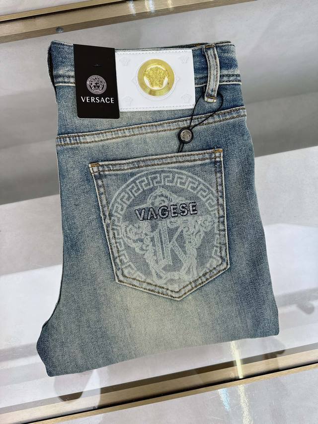 Versace 2025 summer new models are now on the market, original hot-selling jeans