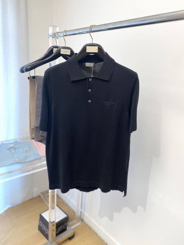 Dior, the latest knitted short-sleeved T-shirt of 2025, handsome and fashionable