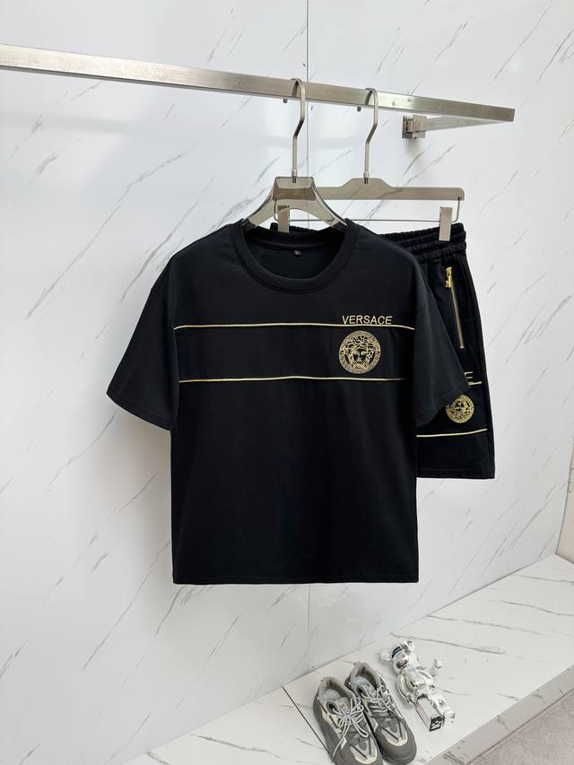 suit Versace 2025 new casual suit, exquisite details, full of high-end feeling.