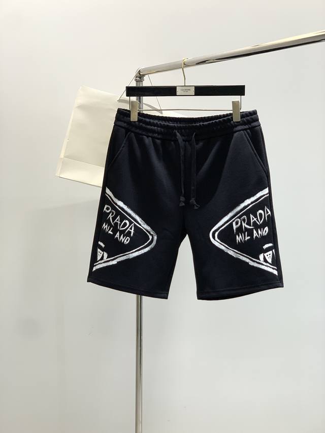 Prada, the latest product for summer 2025, available at the counter, fashionable