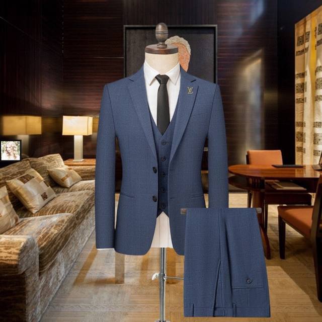 First choice for business! Formal suits are a must for business negotiations and