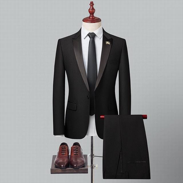 First choice for business! Formal suits are a must for business negotiations and