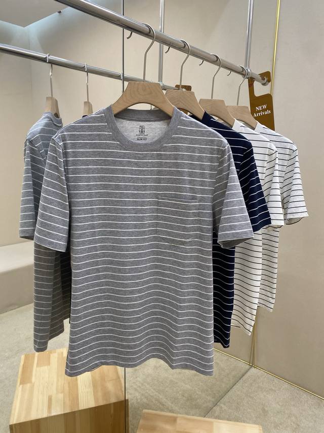 Bc25Ss New striped T-shirt, this fabric uses a striped pattern in the colors of