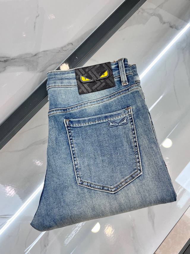 Fendi 2025Ss spring and summer new men's thin jeans Selected imported denim deni