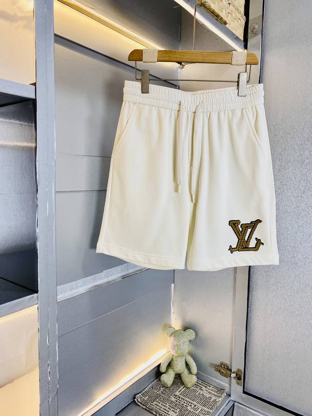 Couple's Good News for Fat People 220 pounds can wear Louis Vuitton Lv Highly re