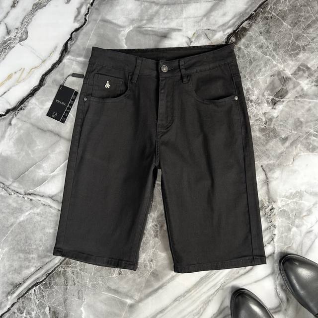 Prada 2025 summer European counter new fashion aristocratic Internet celebrity s