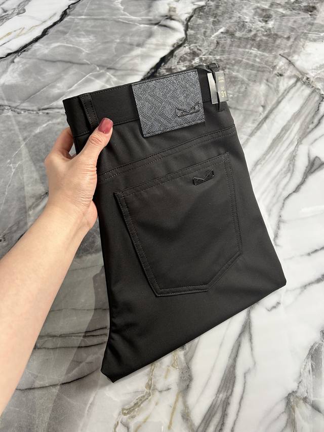 Fendi 2025 Spring and Summer counter new fashion and elegant men's customized to