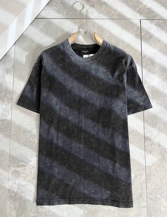 Balenci*Ga Paris* House 2025 Spring and Summer New Unisex Short-Sleeved T-Shirt!