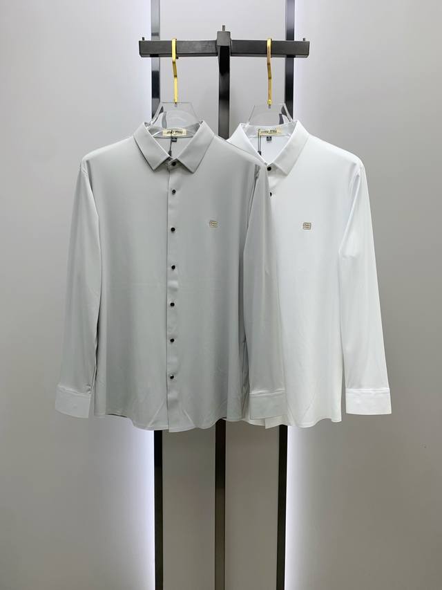 Miu Miu 2025Ss new long-sleeved shirt, exquisite embroidered logo, high-end vers