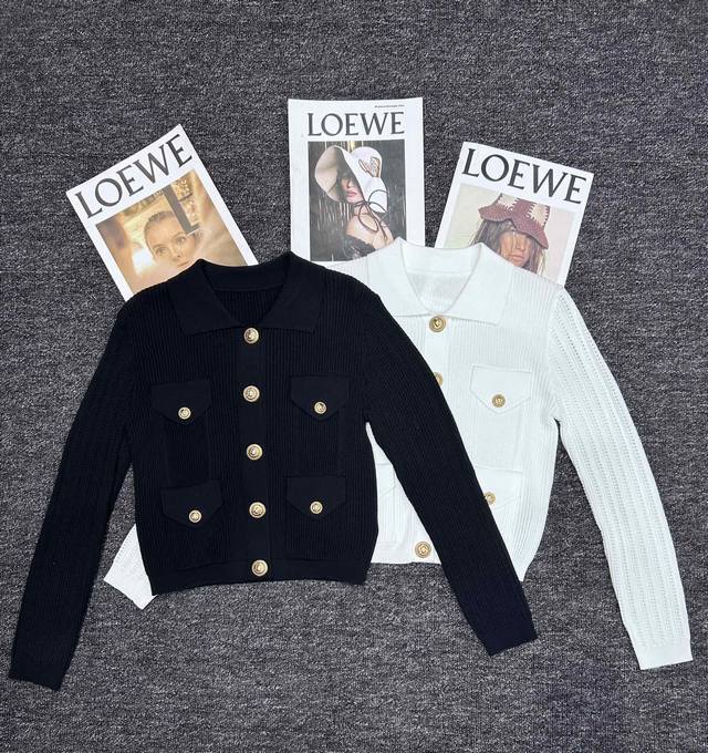 Balmain classic lapel, four-pocket cardigan, simple yet stylish. Elegant lapel o