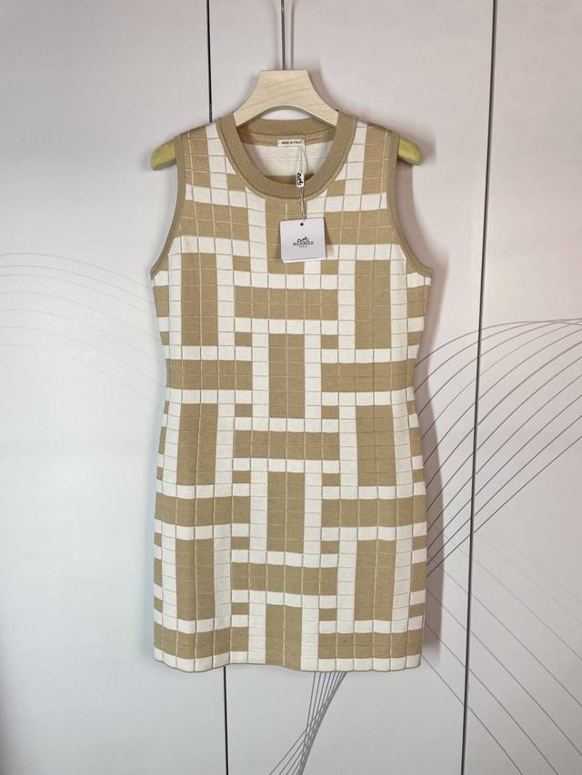 Hermes new plaid vest dress Sml spot supply
